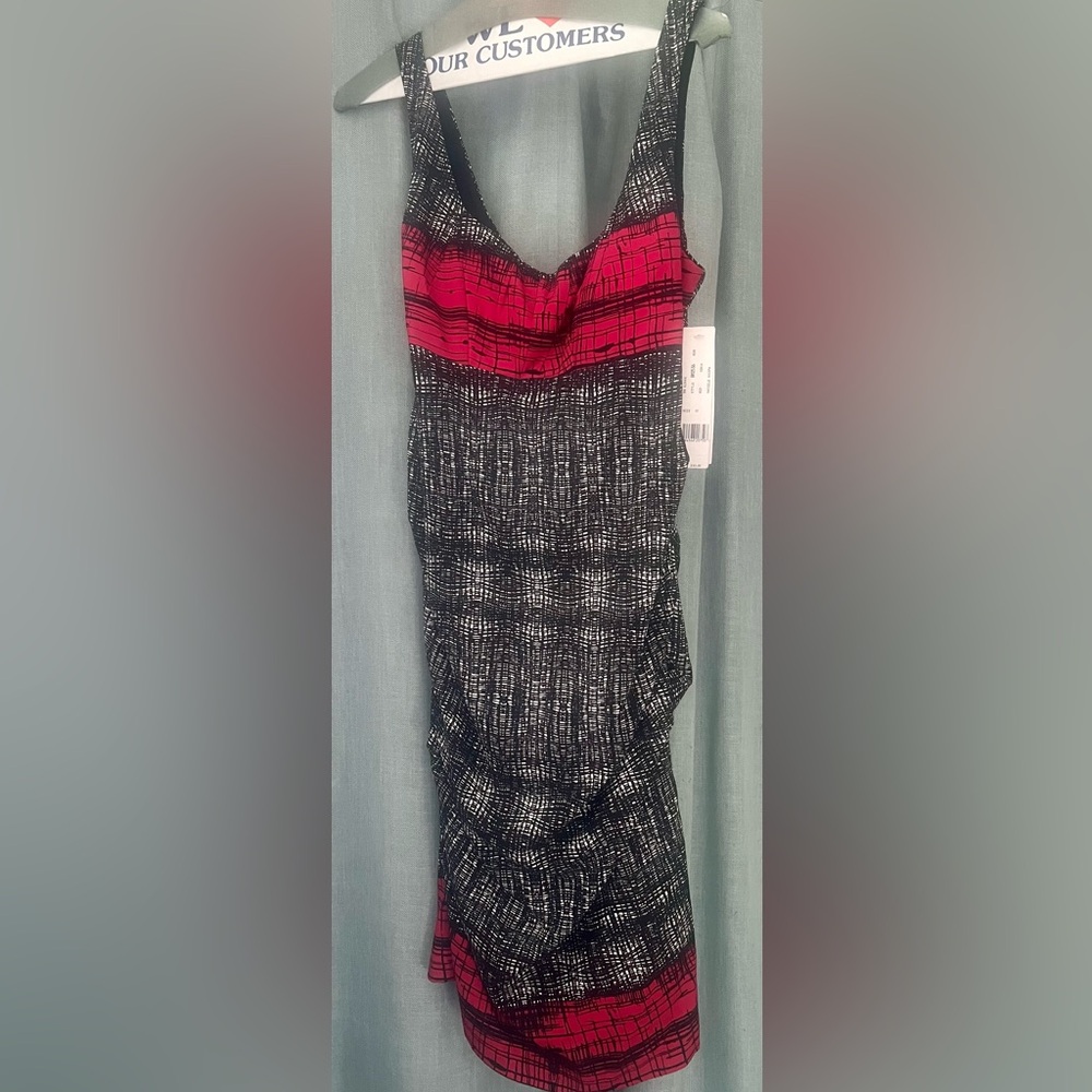 Nicole Miller Black and Red Sleeveless Silk Dress